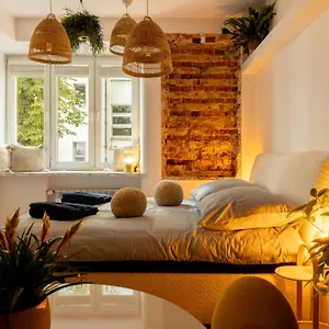 cozy-studio-poznanska-downtown-quiet.warsawhotelspoland.com/